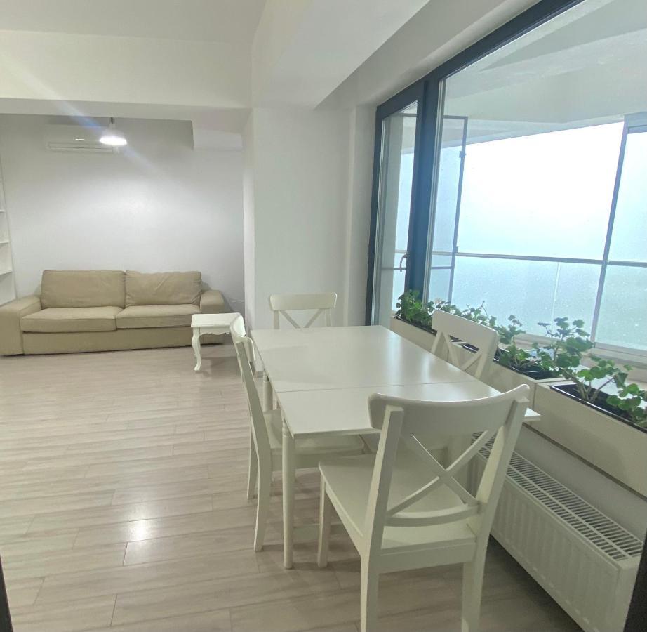 Lake House - Bucuresti Kültér fotó