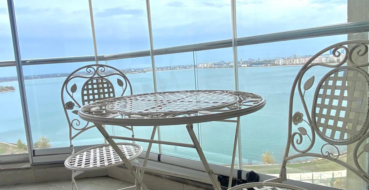 Lake House - Bucuresti Kültér fotó