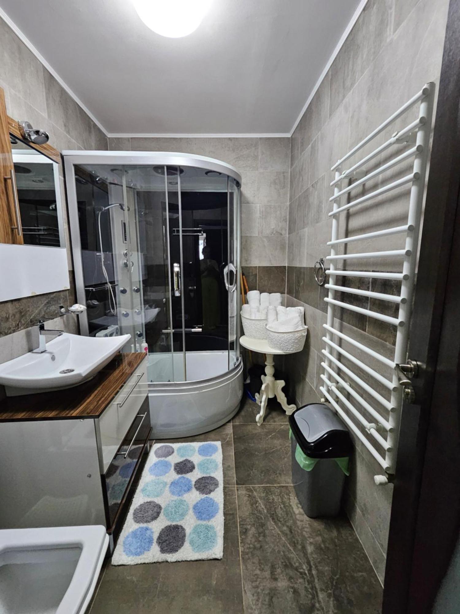 Lake House - Bucuresti Kültér fotó